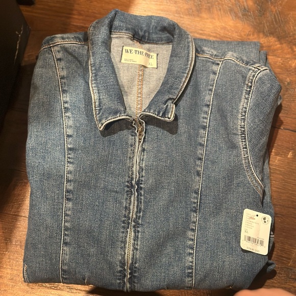 Free People We The Free “Jayde” Blue denim flare Jumpsuit - Picture 5 of 5